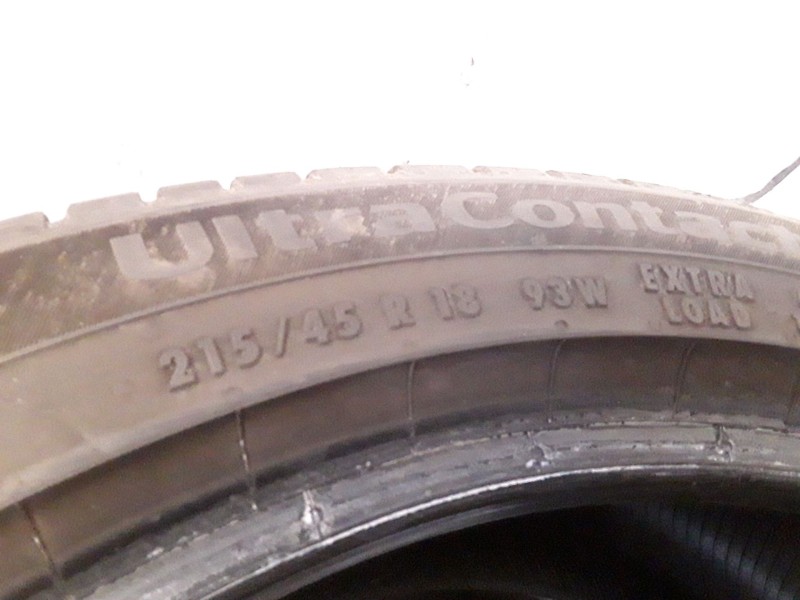 Recambio de neumatico pareja para neumaticos reutilizados - referencia OEM IAM 215451893W CONTINENTAL 215/45/18/93W