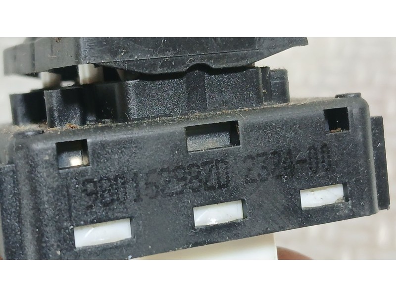 Recambio de mando elevalunas delantero izquierdo para citroën c4 cactus 1.6 hdi 90 referencia OEM IAM 98016298ZD  