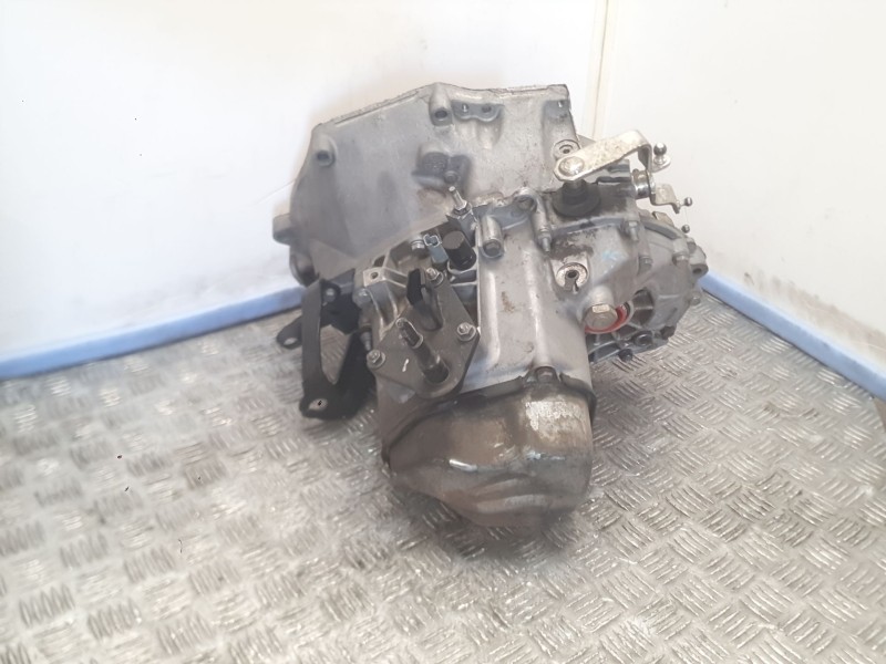 Recambio de caja cambios para peugeot 206 hatchback (2a/c) 1.4 hdi eco 70 referencia OEM IAM 20CQ53 2232V7 2222WY