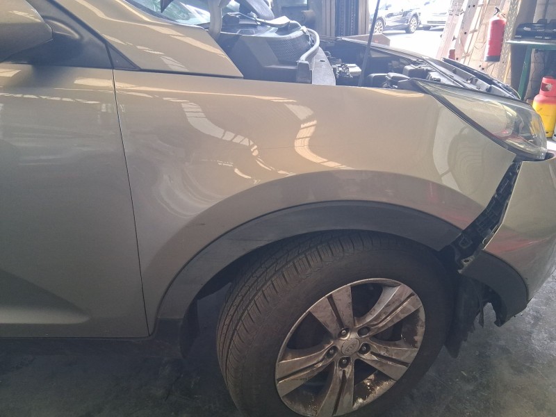 Recambio de aleta delantera derecha para kia sportage iii (sl) 1.6 gdi referencia OEM IAM 663213W000  