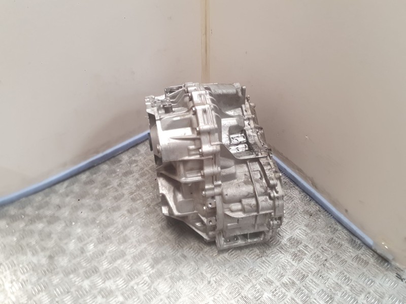 Recambio de caja cambios para toyota corolla sedán (_e21_) 1.8 vvti hybrid (mzea12, zre211, zwe211) referencia OEM IAM 309000205