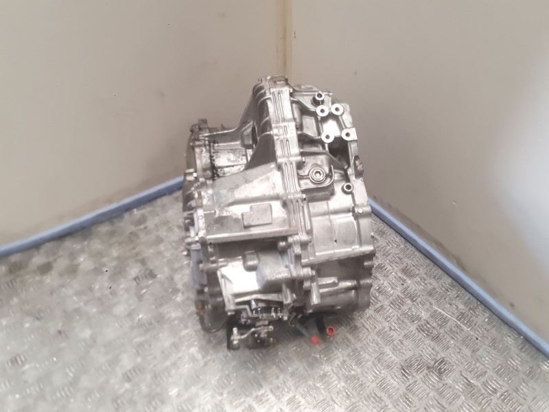 Recambio de caja cambios para toyota corolla sedán (_e21_) 1.8 vvti hybrid (mzea12, zre211, zwe211) referencia OEM IAM 309000205