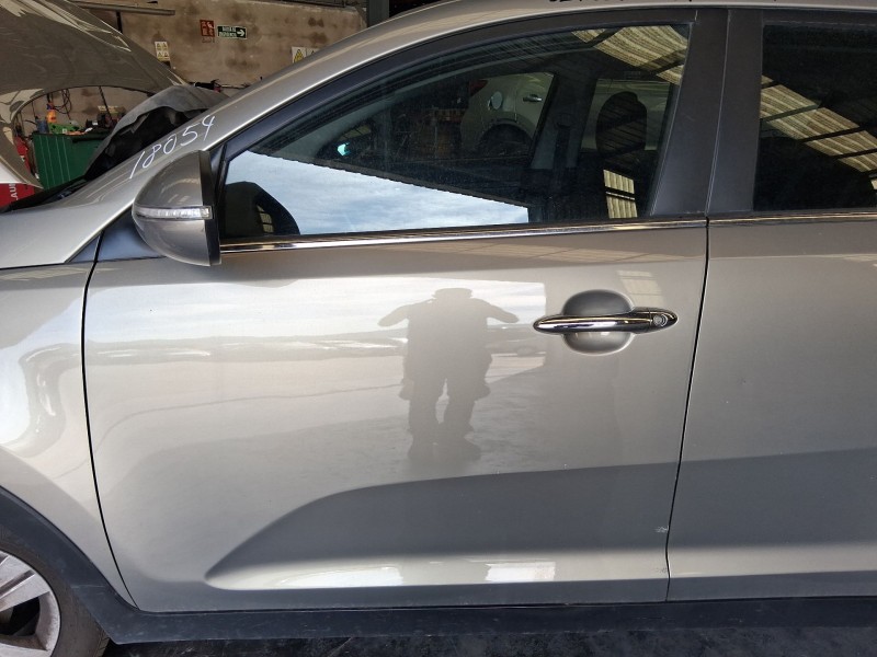 Recambio de puerta delantera izquierda para kia sportage iii (sl) 1.6 gdi referencia OEM IAM 760033W011  