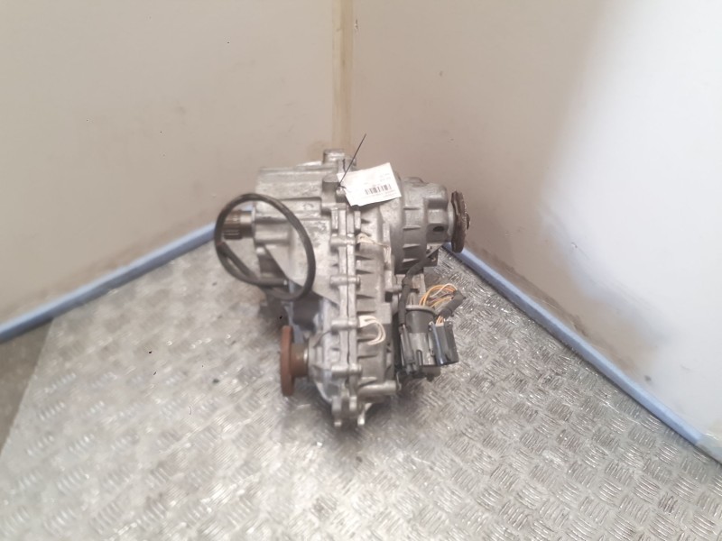 Recambio de caja transfer para ssangyong rodius 4wd power referencia OEM IAM 3200008030  