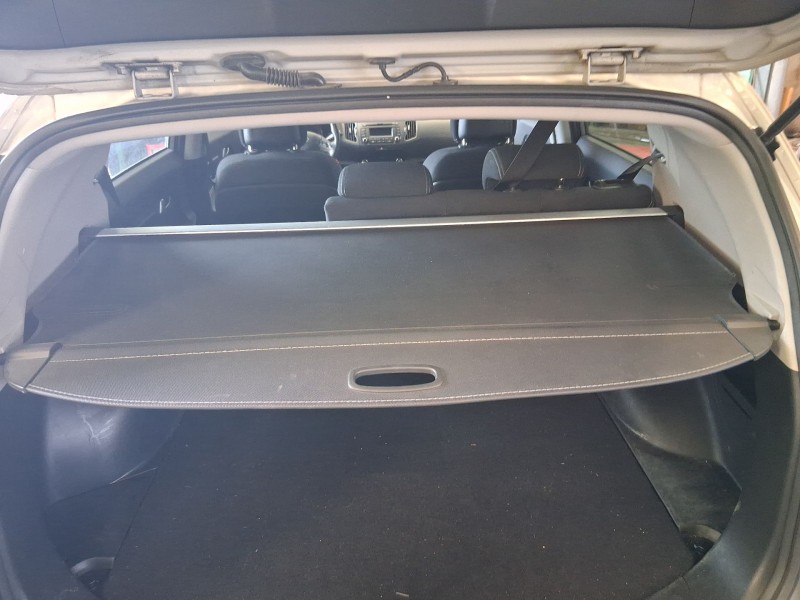 Recambio de bandeja trasera para kia sportage iii (sl) 1.6 gdi referencia OEM IAM 859103W000GAH  