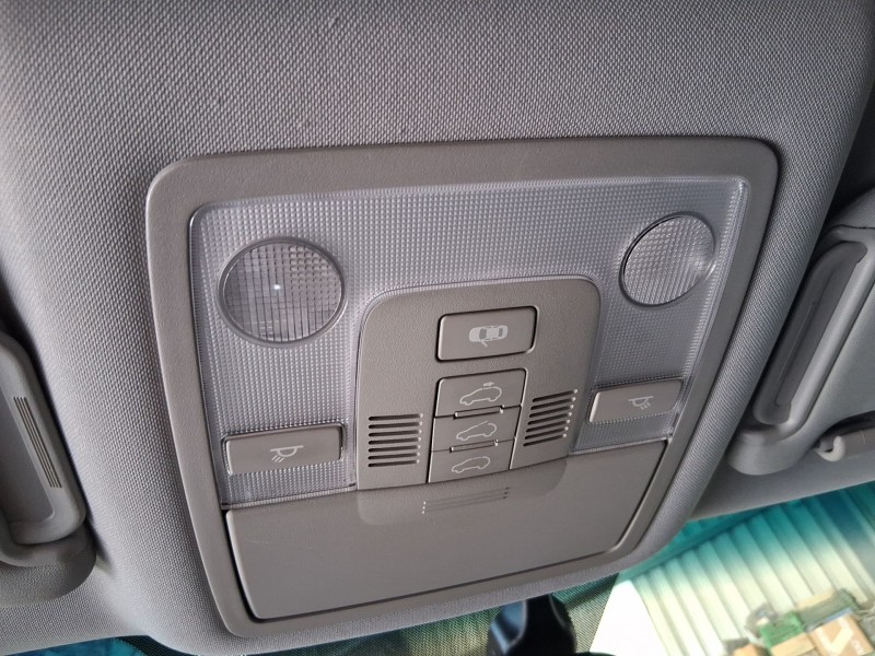 Recambio de luz interior para kia sportage iii (sl) 1.6 gdi referencia OEM IAM 928003U010ED  