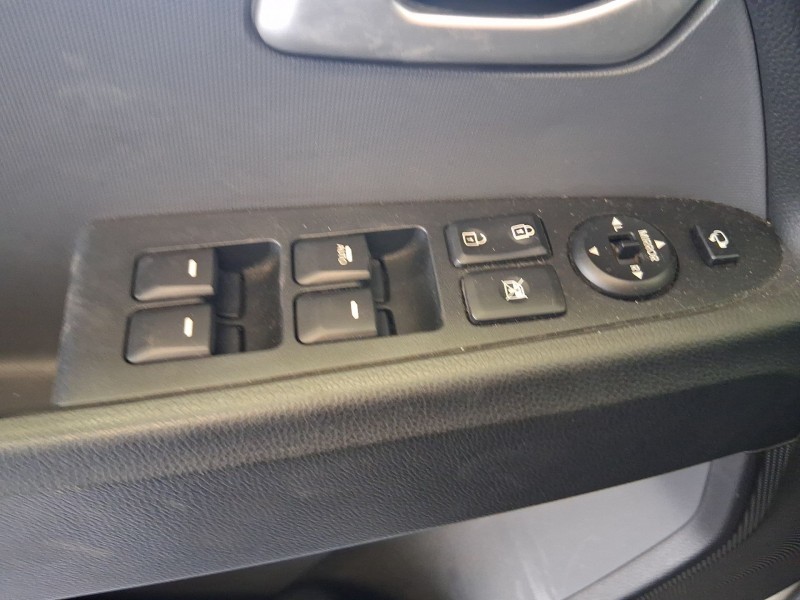 Recambio de mando elevalunas delantero izquierdo para kia sportage iii (sl) 1.6 gdi referencia OEM IAM 935713W300GAH  