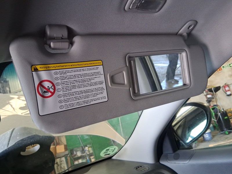 Recambio de parasol derecho para kia sportage iii (sl) 1.6 gdi referencia OEM IAM 852203W500ED  