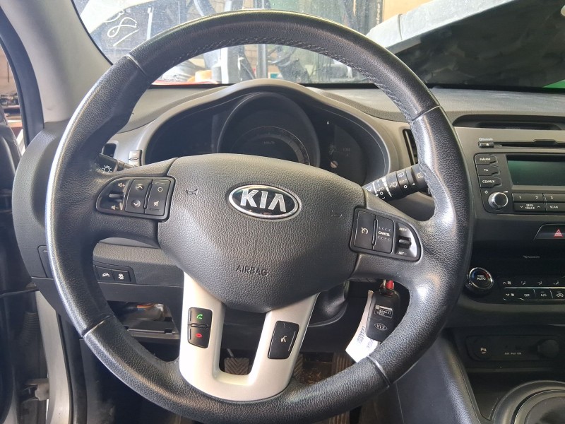 Recambio de volante para kia sportage iii (sl) 1.6 gdi referencia OEM IAM 561103U751EQ  
