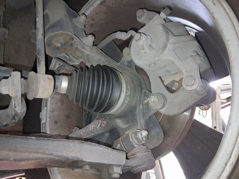 Recambio de mangueta delantera izquierda para kia sportage iii (sl) 1.6 gdi referencia OEM IAM 517152S000  