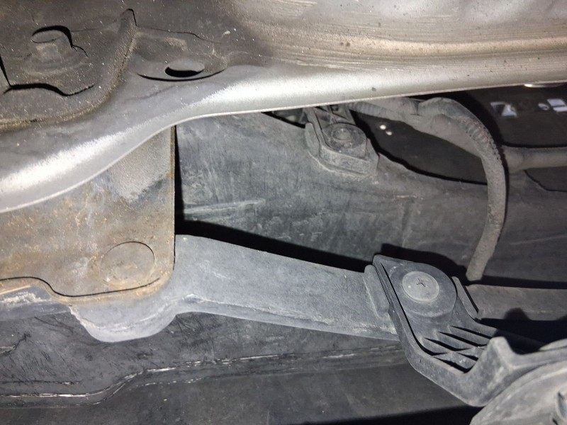 Recambio de refuerzo paragolpes trasero para kia sportage iii (sl) 1.6 gdi referencia OEM IAM 866313U000  