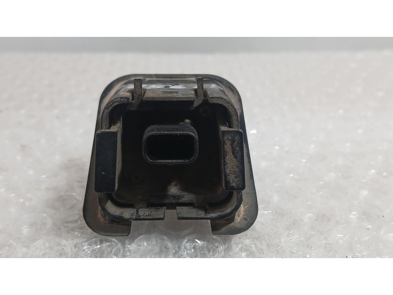 Recambio de camara vision trasera para renault megane e-tech suv ev60 referencia OEM IAM 284421905R  