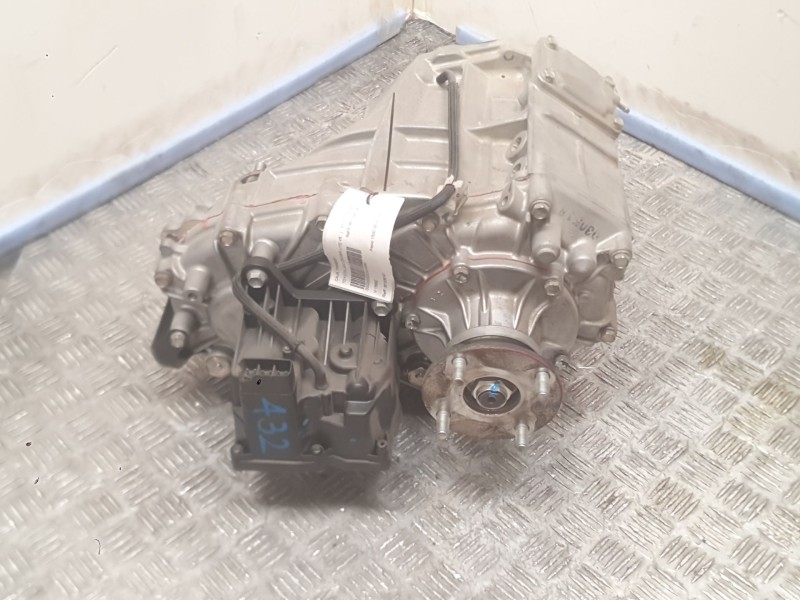 Recambio de caja transfer para toyota land cruiser (j15) vx referencia OEM IAM 361006D401  CLAVIJA TOCADA