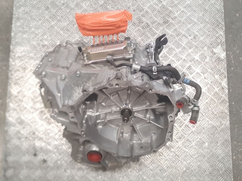 Recambio de caja cambios para toyota corolla (e21) hybrid active referencia OEM IAM 3090002050  AUTOMATIC