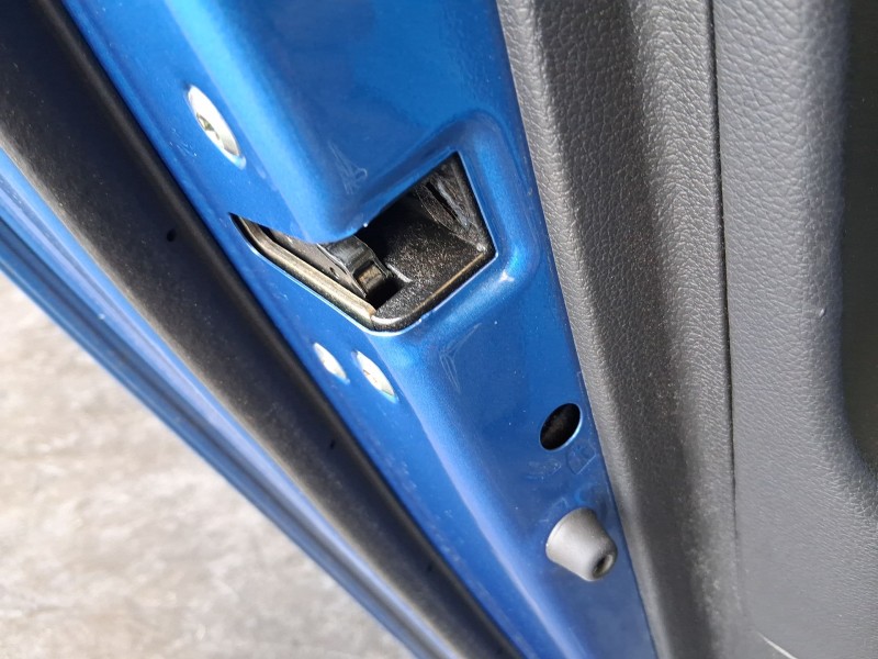 Recambio de cerradura puerta trasera izquierda para hyundai i30 fastback (pde, pden) 1.0 t-gdi referencia OEM IAM 81410G3010  