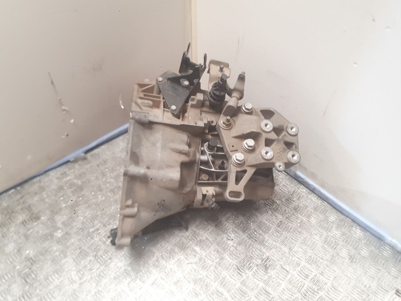 Recambio de caja cambios para peugeot boxer autobús 2.0 bluehdi 130 referencia OEM IAM 20GP19 9836567180 1675690680