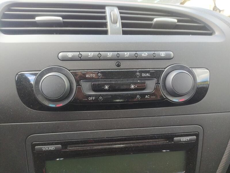 Recambio de mando climatizador para seat leon (1p1) 1.2 tsi referencia OEM IAM 5P0907044AB  