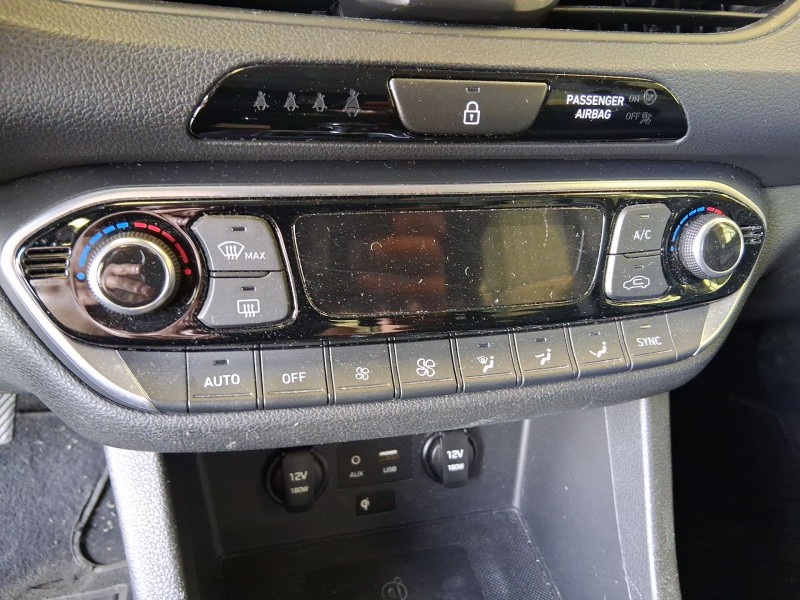 Recambio de mando climatizador para hyundai i30 fastback (pde, pden) 1.0 t-gdi referencia OEM IAM 97250G4200VCA  
