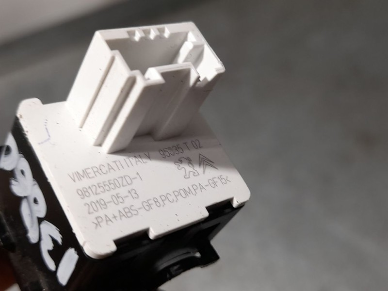 Recambio de modulo electronico para citroën c3 live referencia OEM IAM 98125550ZD  