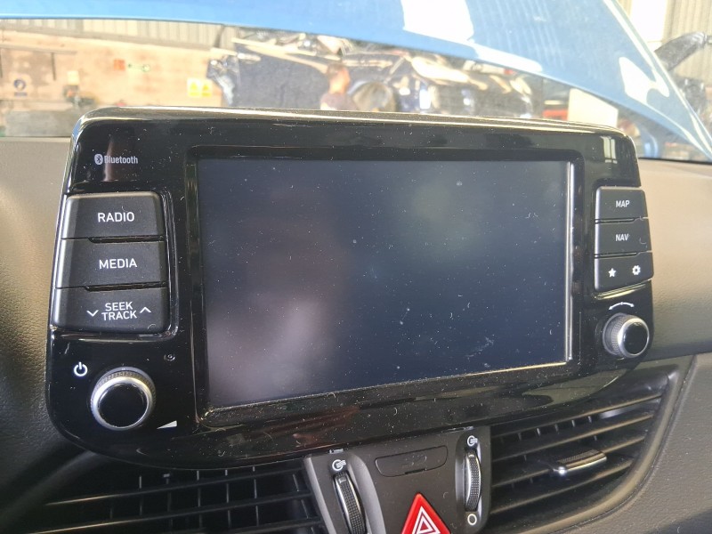 Recambio de sistema navegacion gps para hyundai i30 fastback (pde, pden) 1.0 t-gdi referencia OEM IAM   