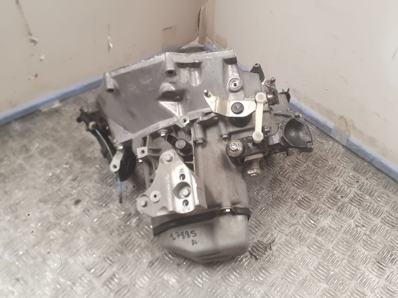 Recambio de caja cambios para peugeot 208 i (ca_, cc_) 1.2 vti 82 referencia OEM IAM 20A703 9810688480 