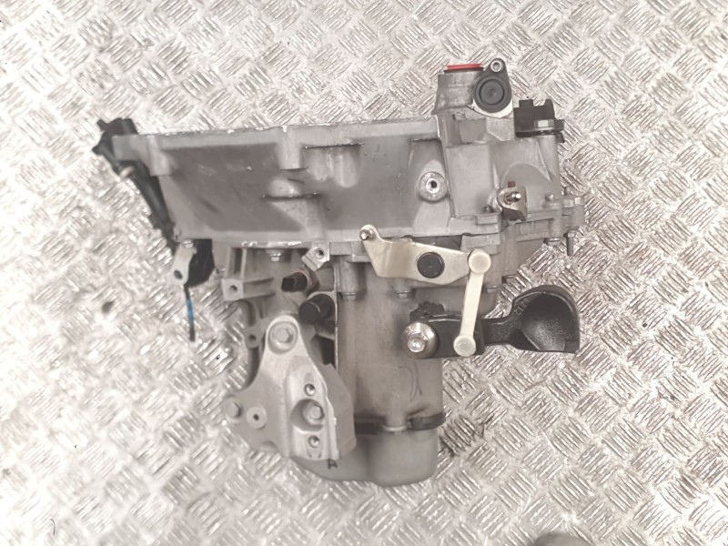 Recambio de caja cambios para peugeot 208 i (ca_, cc_) 1.2 vti 82 referencia OEM IAM 20A703 9810688480 