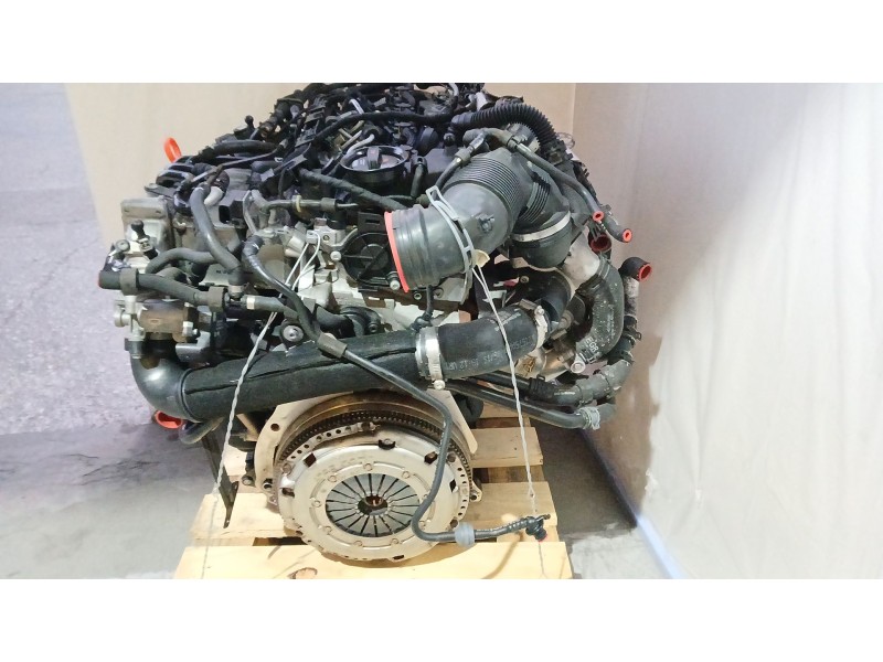 Recambio de motor completo para volkswagen golf vii (5g1, bq1, be1, be2) 1.6 tdi referencia OEM IAM CLHA 04L100090 