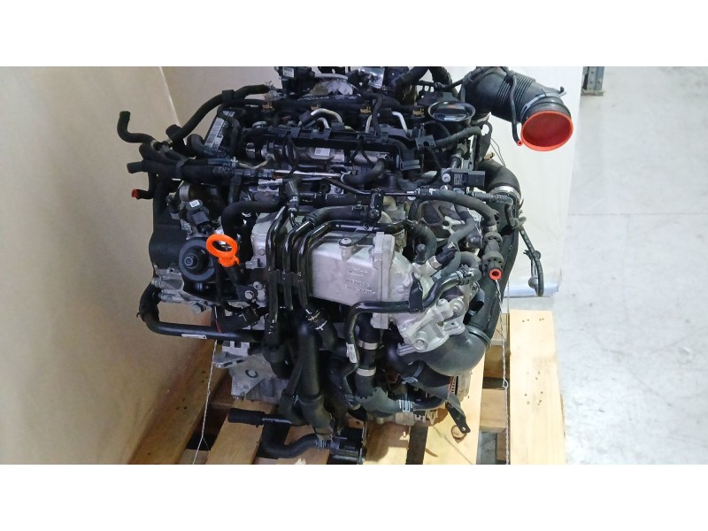 Recambio de motor completo para volkswagen golf vii (5g1, bq1, be1, be2) 1.6 tdi referencia OEM IAM CLHA 04L100090 