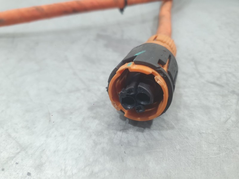 Recambio de modulo electronico para lynk & co 01 phev referencia OEM IAM  CABLE BATERIA 