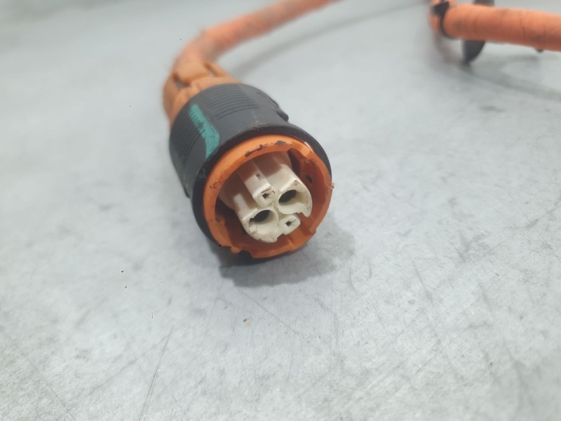 Recambio de modulo electronico para lynk & co 01 phev referencia OEM IAM  CABLE BATERIA 