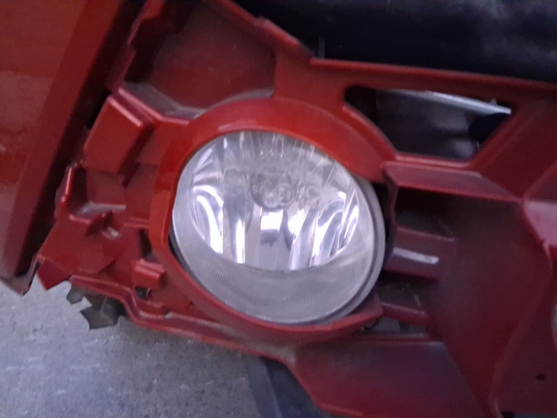 Recambio de faro antiniebla derecho para toyota aygo x (_b7_) 1.0 vvt-i (kgb70) referencia OEM IAM 8121002110  