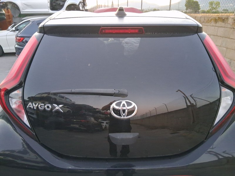 Recambio de porton trasero para toyota aygo x (_b7_) 1.0 vvt-i (kgb70) referencia OEM IAM 670050H030  