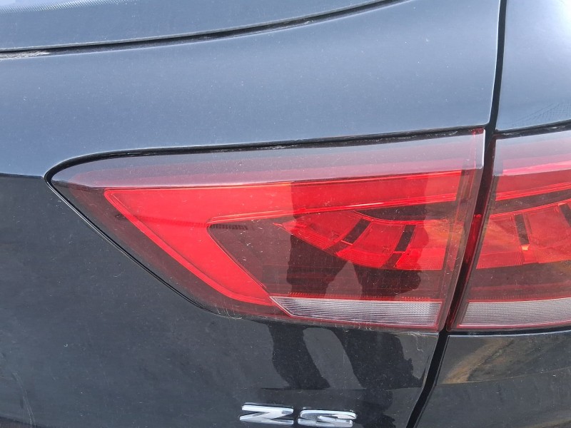 Recambio de piloto trasero derecho interior para mg zs suv (azs1) 1.5 vti referencia OEM IAM 10293794  