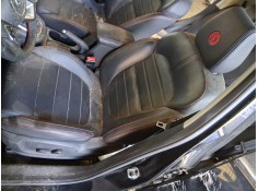 ASIENTO DELANTERO IZQUIERDO 