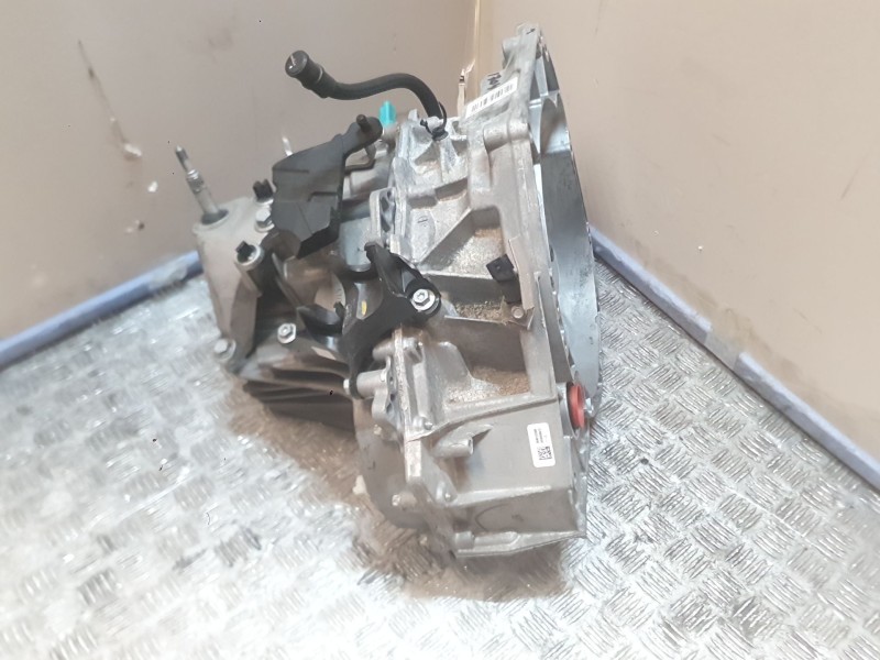 Recambio de caja cambios para renault clio v (b7_) tce 90 (b7mt) referencia OEM IAM JT4004 6 Velocidades A549235