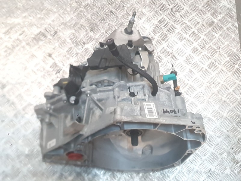Recambio de caja cambios para renault clio v (b7_) tce 90 (b7mt) referencia OEM IAM JT4004 6 Velocidades A549235
