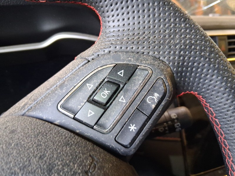 Recambio de volante para mg zs suv (azs1) 1.5 vti referencia OEM IAM   