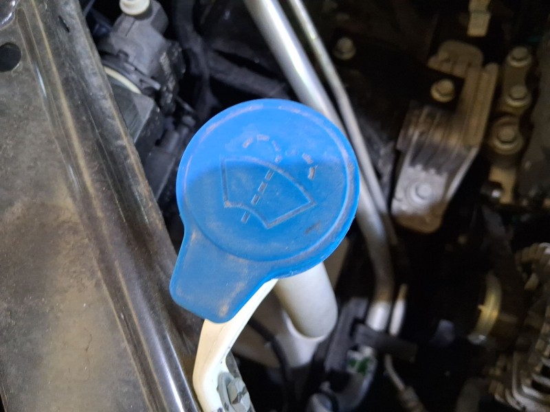 Recambio de deposito limpia para mg zs suv (azs1) 1.5 vti referencia OEM IAM 10361598  