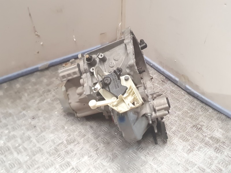Recambio de caja cambios para citroën c-elysee (dd_) 1.6 bluehdi 100 referencia OEM IAM 20ET30 1611217480 1611217380