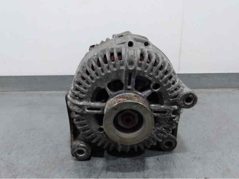 Recambio de alternador para bmw x5 (e70) 3.0d referencia OEM IAM 7796125AI02  VALEO