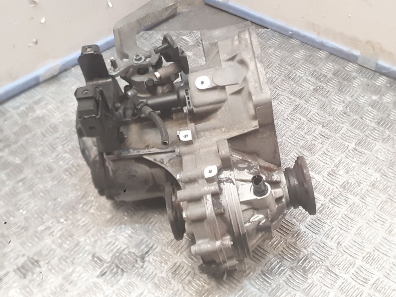 Recambio de caja cambios para volkswagen polo v (6r1, 6c1) 1.6 tdi referencia OEM IAM KFK 02R300042P 