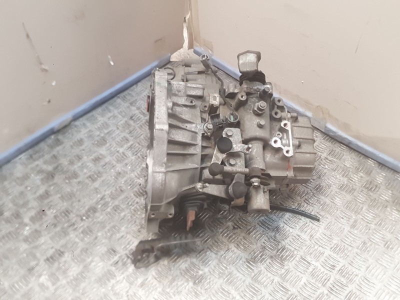 Recambio de caja cambios para toyota auris (_e15_) 1.4 (zze150_) referencia OEM IAM 0433112710  