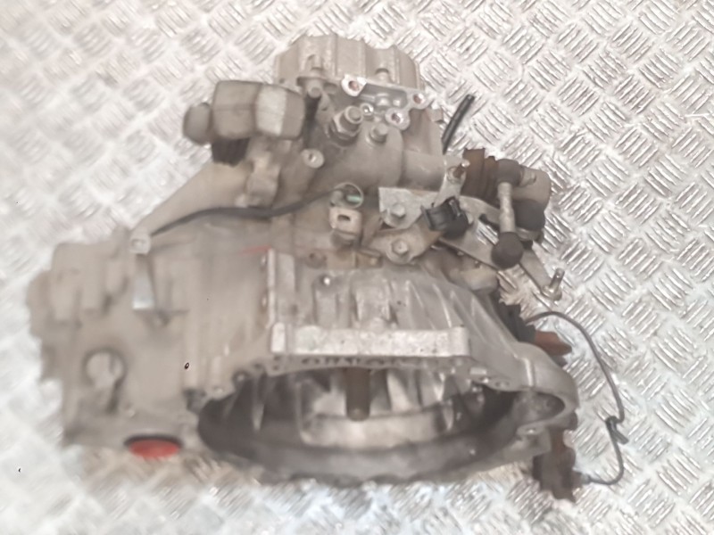 Recambio de caja cambios para toyota auris (_e15_) 1.4 (zze150_) referencia OEM IAM 0433112710  