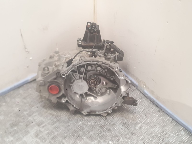 Recambio de caja cambios para hyundai i30 (gd) 1.6 crdi referencia OEM IAM WCJ6C  4300032905
