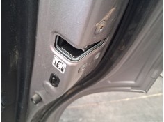 Recambio de cerradura puerta trasera derecha para toyota c-hr (_x1_) 1.8 hybrid (zyx10_, zyx11_) referencia OEM IAM 69050F4010  