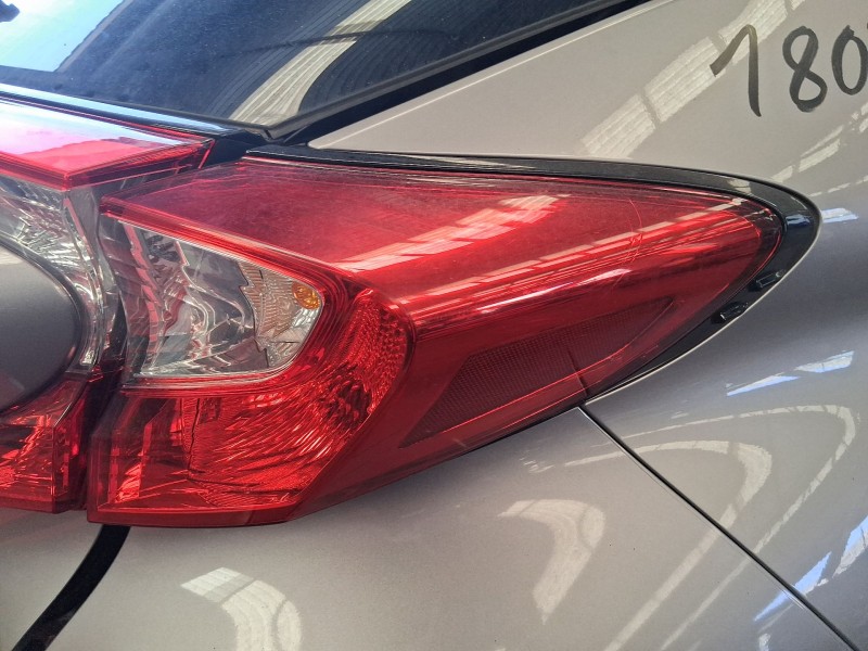 Recambio de piloto trasero derecho exterior para toyota c-hr (_x1_) 1.8 hybrid (zyx10_, zyx11_) referencia OEM IAM   