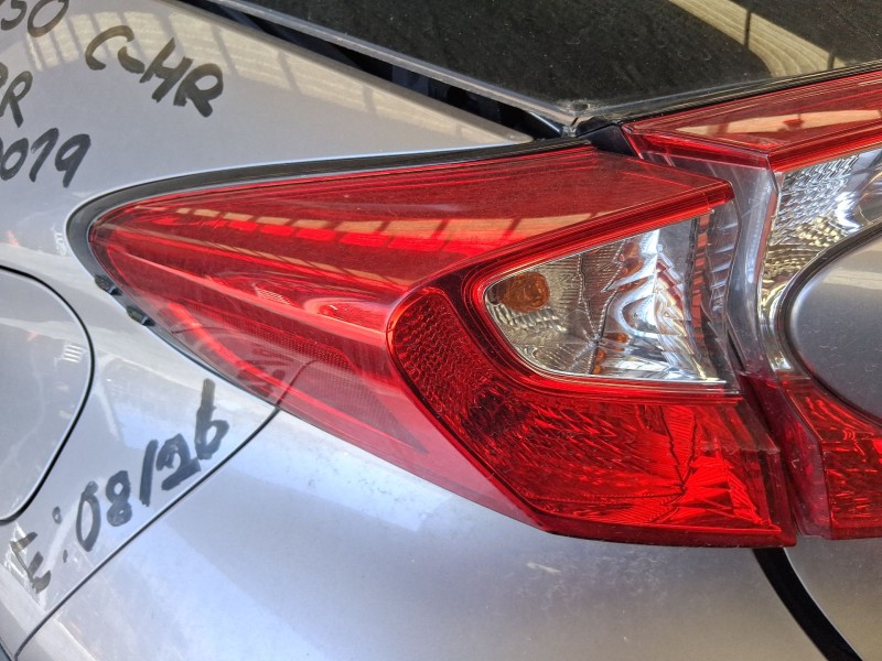 Recambio de piloto trasero izquierdo exterior para toyota c-hr (_x1_) 1.8 hybrid (zyx10_, zyx11_) referencia OEM IAM   