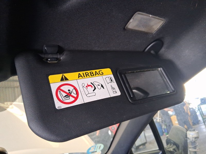 Recambio de parasol derecho para toyota c-hr (_x1_) 1.8 hybrid (zyx10_, zyx11_) referencia OEM IAM 74310F4014C1  