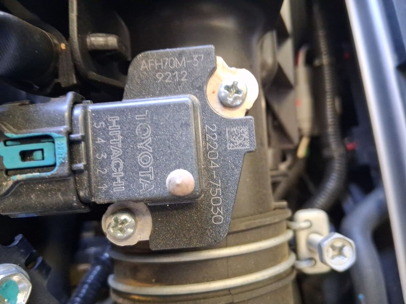 Recambio de caudalimetro para toyota c-hr (_x1_) 1.8 hybrid (zyx10_, zyx11_) referencia OEM IAM 2220475030  