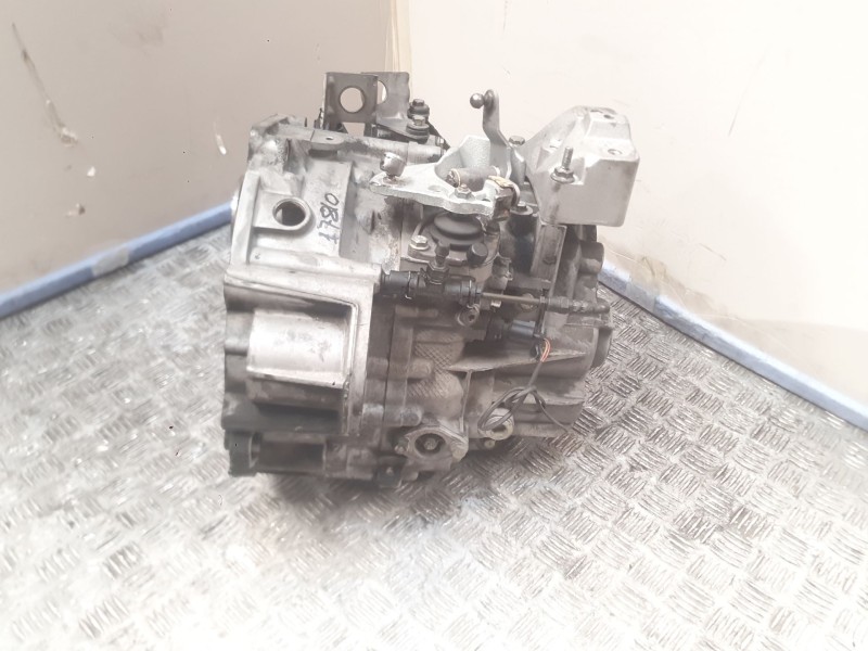 Recambio de caja cambios para audi a3 (8l1) 1.9 tdi referencia OEM IAM DRW 02M300046HV 02M300046HX